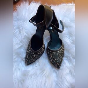 Gorgeous vintage Italian leather Kalliste pumps